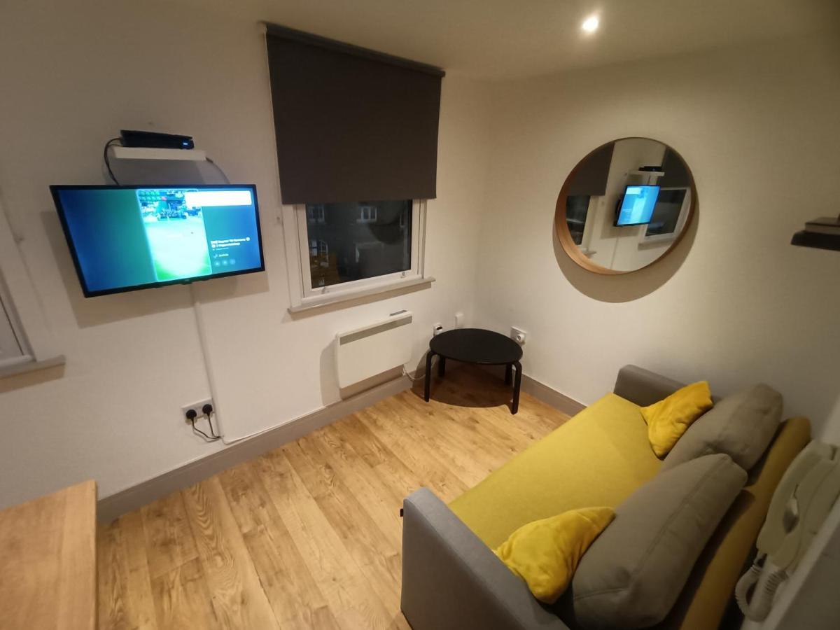 Lovely 1 Bedroom Apartment In Londra Esterno foto